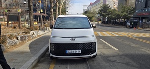 Hyundai Staria 2025
