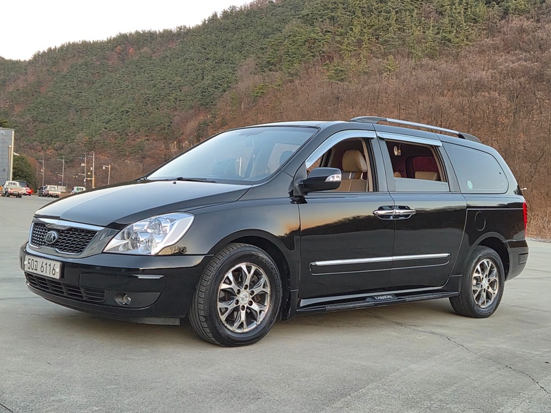 Kia Canival