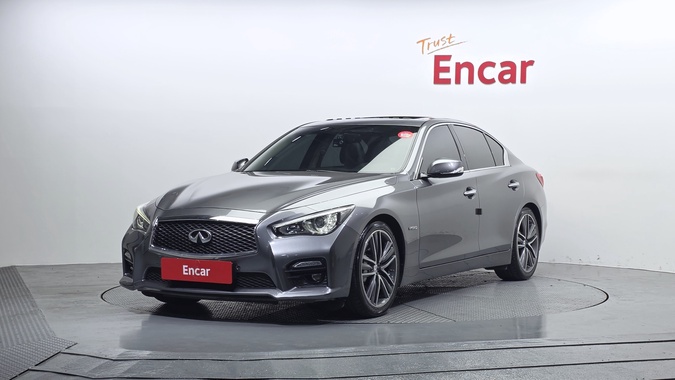 Infiniti Q50 2015