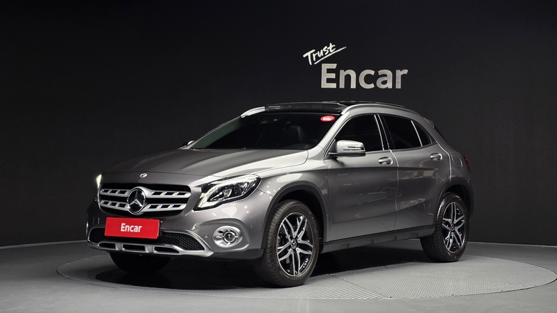 Mercedes-Benz GLA-Class