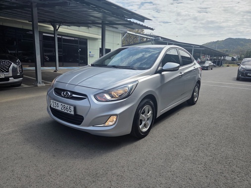 Hyundai Accent 2011