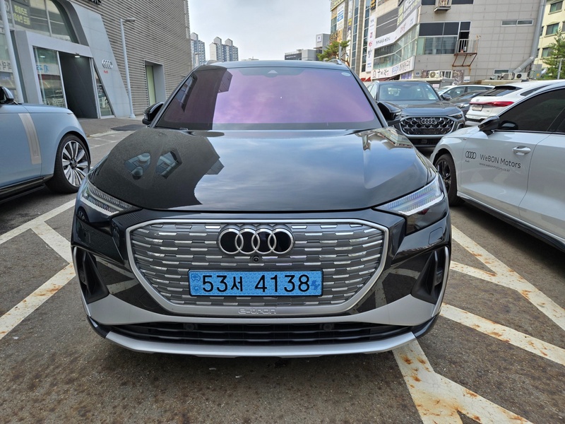 Audi Q4 e-tron