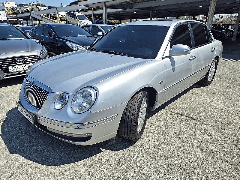 Kia OPIRUS
