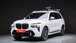 BMW X7 2025