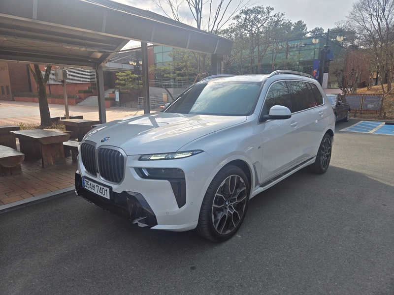 BMW X7