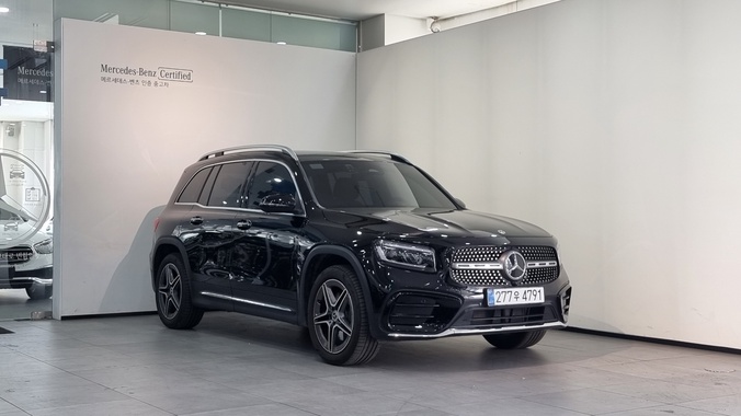 Mercedes-Benz GLB-Class 2025