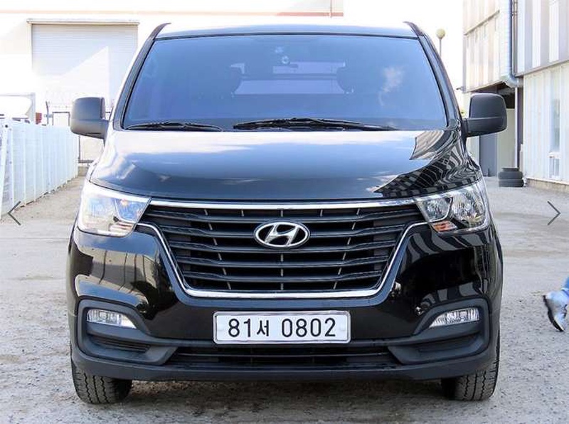 Hyundai Starex