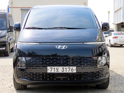 Hyundai Staria 2021