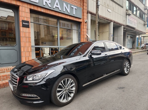 Hyundai Genesis 2015