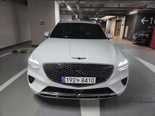 Genesis GV70 2023