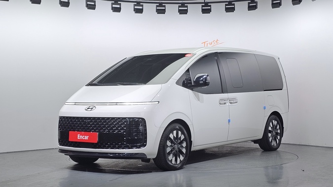 Hyundai Staria 2022