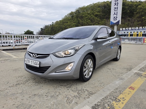 Hyundai Avante 2014