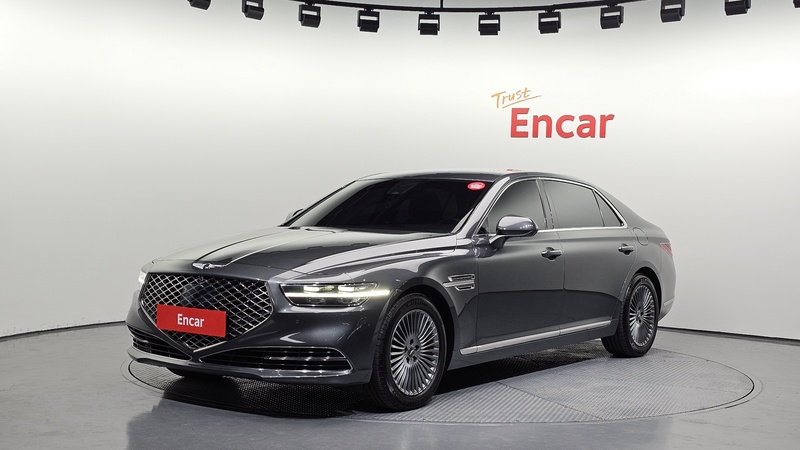 Genesis G90