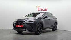 Lexus NX 2023