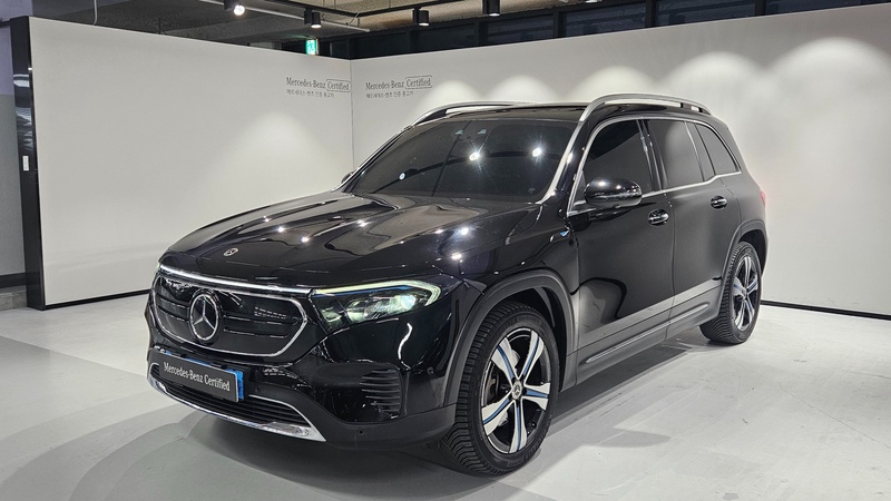 Mercedes-Benz EQB