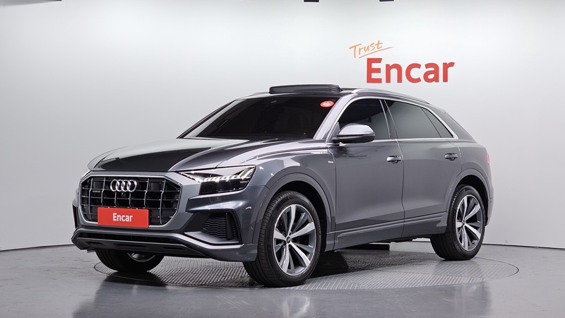 Audi Q8