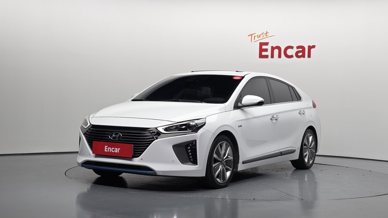 Hyundai Ioniq