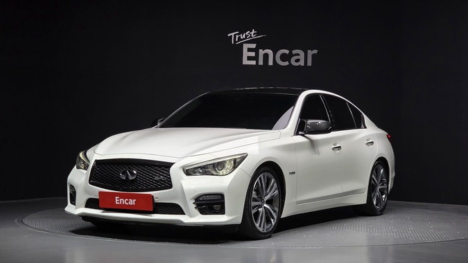 Infiniti Q50 2015
