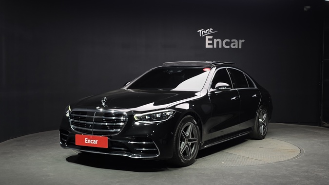 Mercedes-Benz S-Class 2021