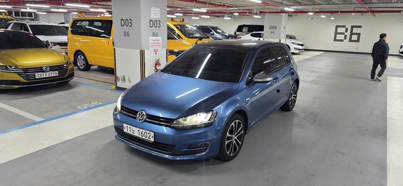 Volkswagen Golf
