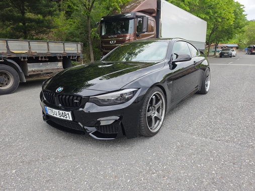 BMW M4 2019