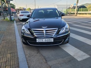 Hyundai Genesis 2012