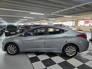Hyundai Avante 2014