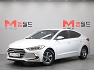 Hyundai Avante 2015