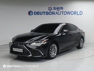 Lexus ES 2019