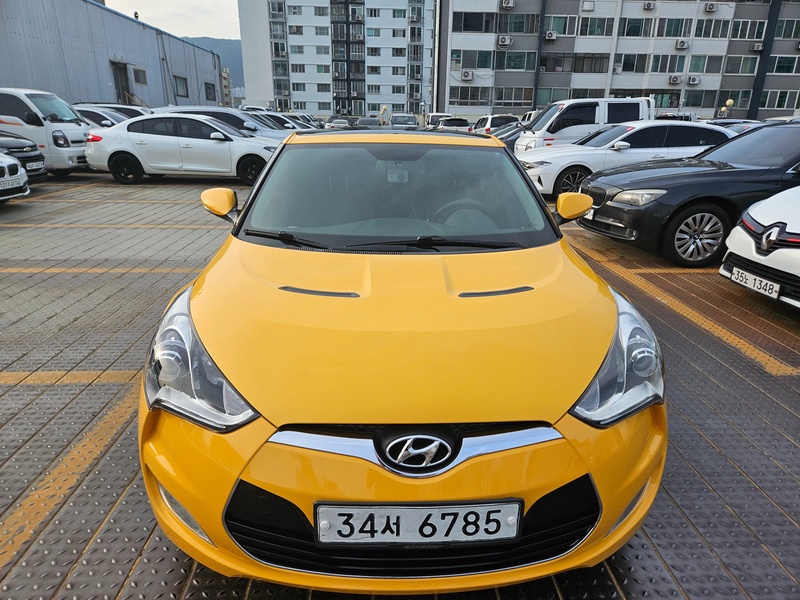 Hyundai Veloster