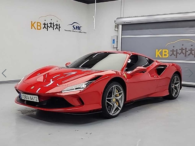 Ferrari F8