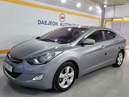 Hyundai Avante 2012