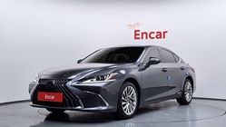 Lexus ES 2021