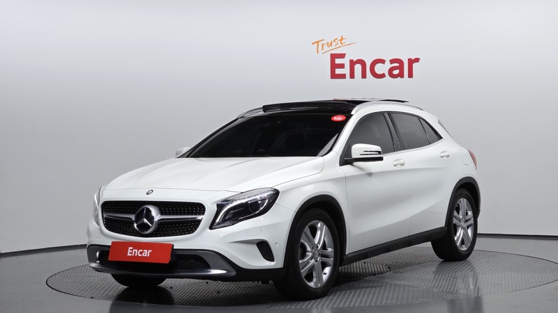 Mercedes-Benz GLA-Class