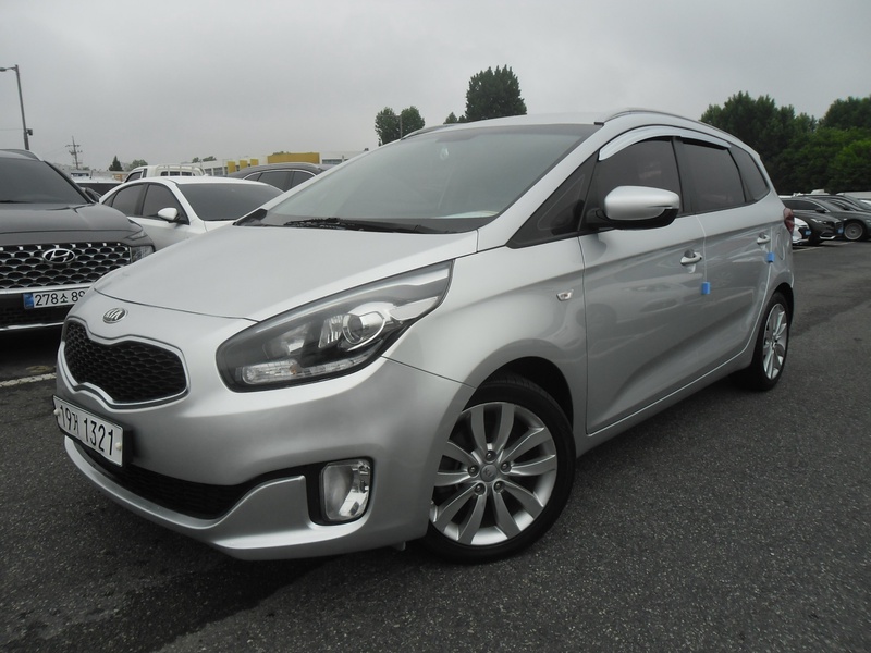 Kia Carens