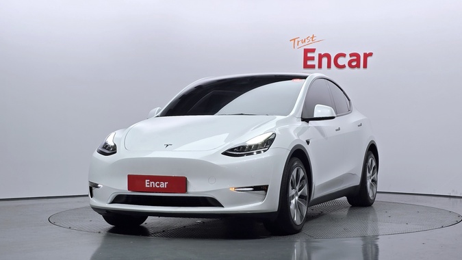 Tesla Model Y 2022