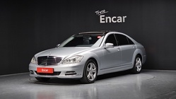 Mercedes-Benz S-Class 2011