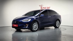 Tesla Model X 2019