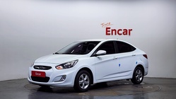 Hyundai Accent 2012