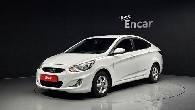 Hyundai Accent 2013