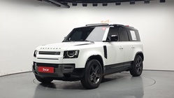 Land Rover Defender 2023