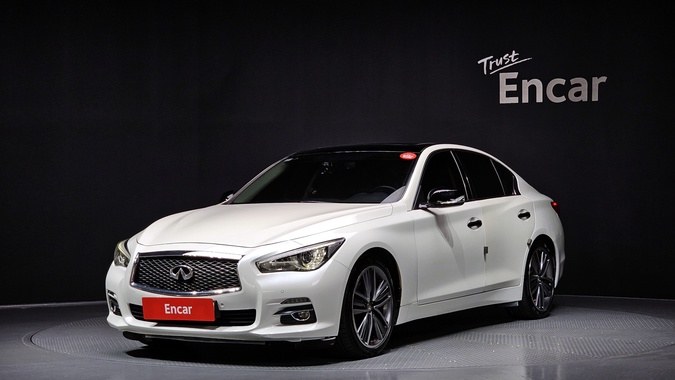 Infiniti Q50 2015