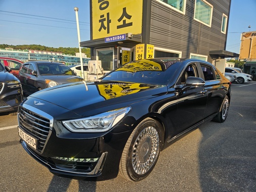 Genesis EQ900 2016