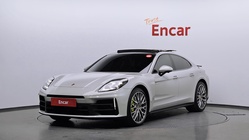 Porsche Panamera 2024