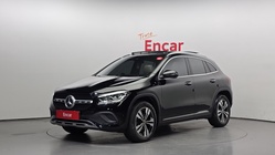 Mercedes-Benz GLA-Class 2021