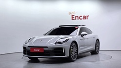 Porsche Panamera 2024