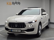 Maserati Levante 2022