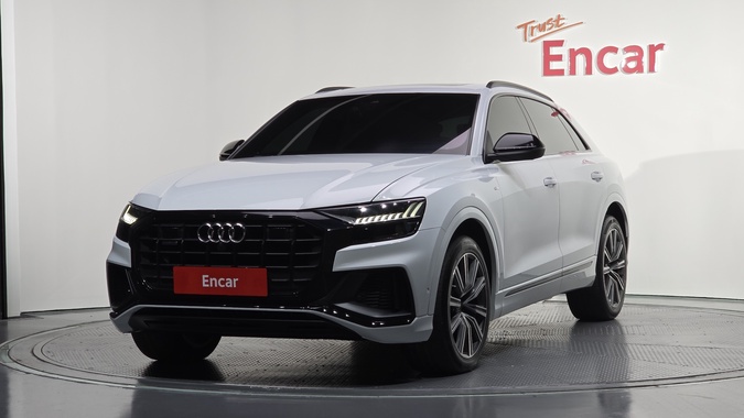 Audi Q8 2021