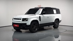 Land Rover Defender 2023