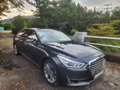 Genesis EQ900 2016